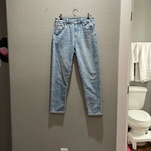 American Eagle Straight Leg Light Wash Jeans